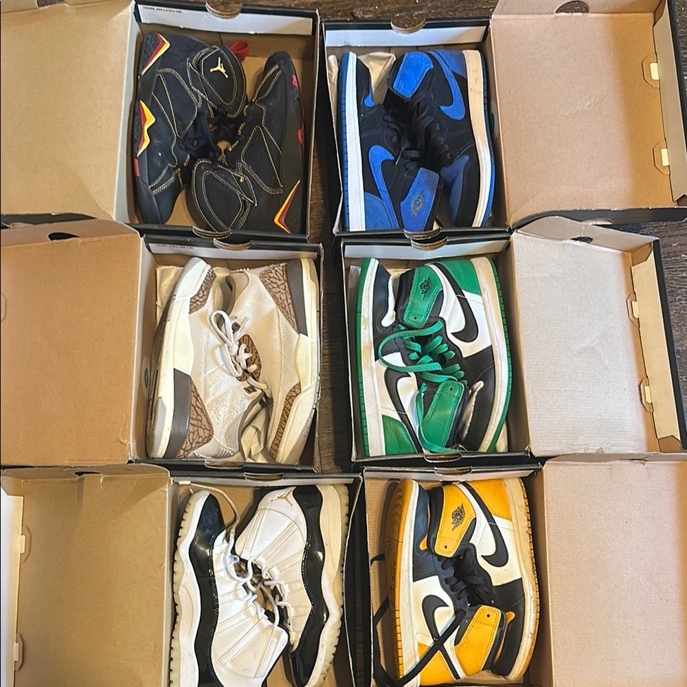 Little Boys Jordan Sneakers